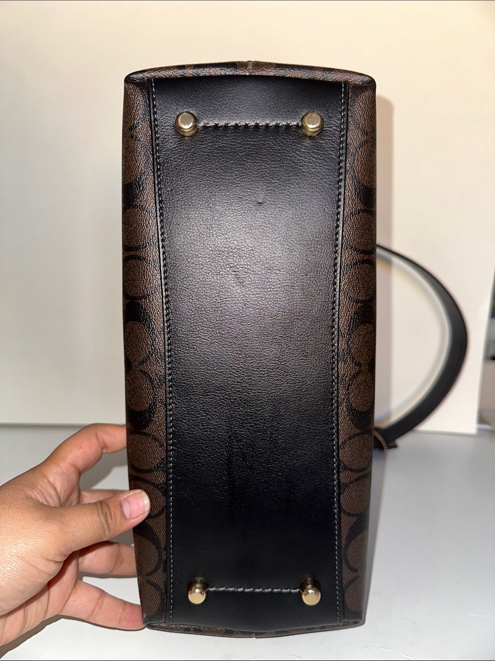 Coach Hanna Shoulder Bag In Signature Canvas - Picture 9 of 10